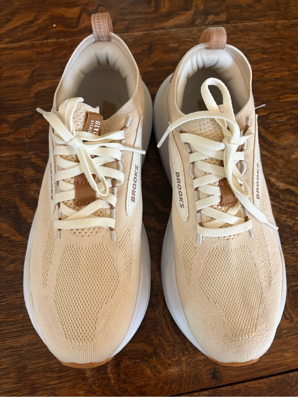 Brooks Women's Athletic Sneakers in Light Taupe and Cream